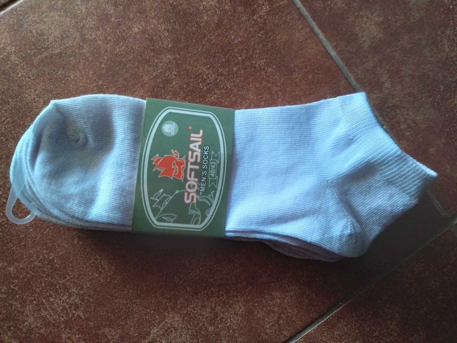 Nowe 3 pary męskich białych skarpet krótkich 40-43