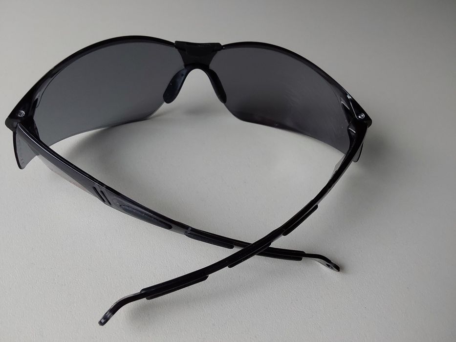 Okulary ochronne Honeywell  Nowe