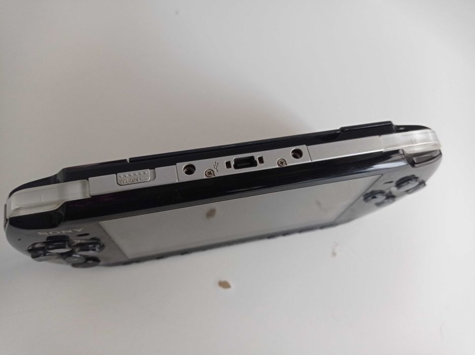 PSP 3004 "chipada" com adaptador micro sd