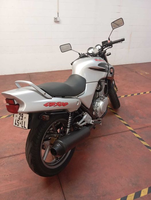 CB 500 – 1998 | 33.000 km | Restauração Total