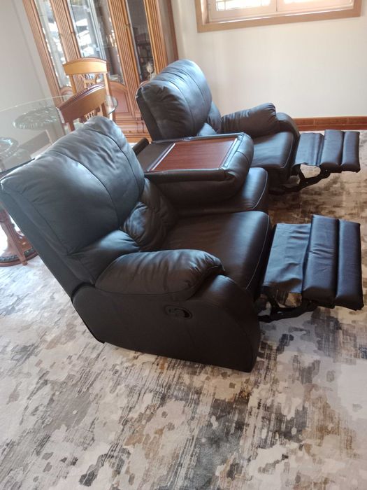 Sofá relax couro castanho escuro 3 lugares