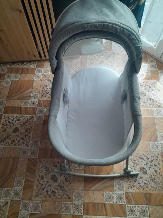 Kołyska turystyczna dla dziecka