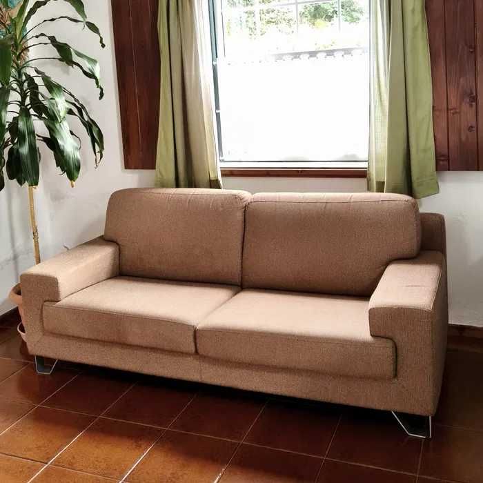 Sofá de 3 lugares como novo