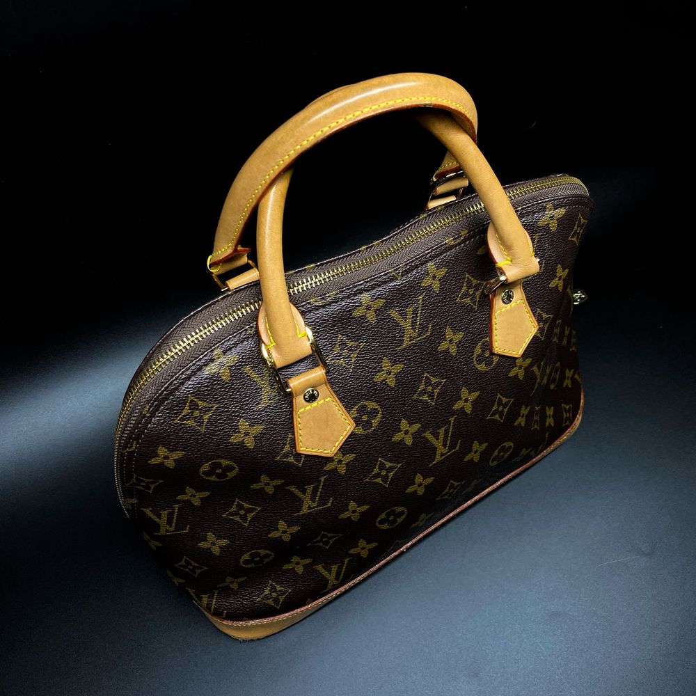 Женская кожаная сумка Louis Vuitton Alma tote monogram canvas