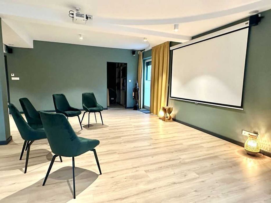 Klimatyczna sala - joga, warsztaty, sesje terapeutyczne, szkolenia