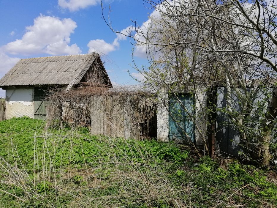 Будинок (потрібен ремонт)