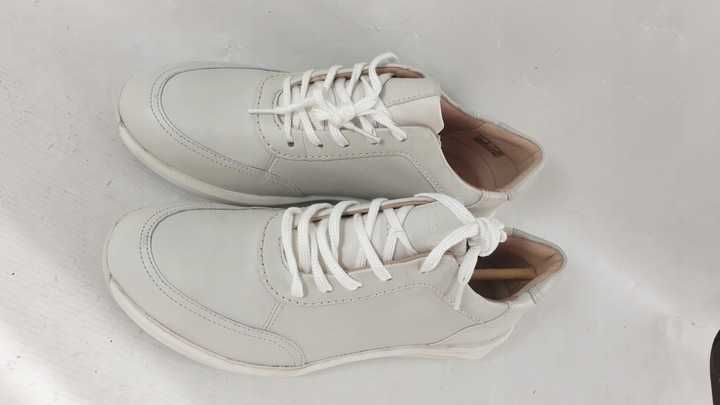 Clarks buty do biegania Clarks Sneakersy Un Rio Mix rozmiar 40