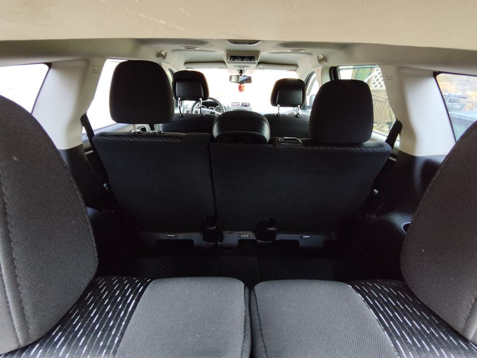 Продам Додж в отличном состоянии 7 мест