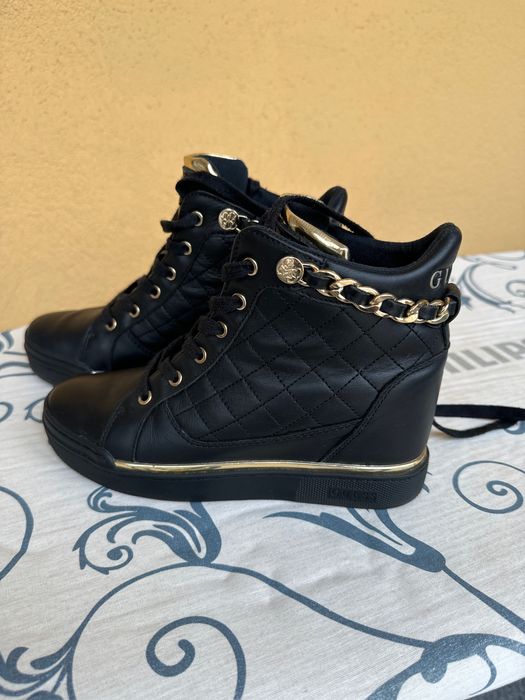 Ботинки Guess оригінал