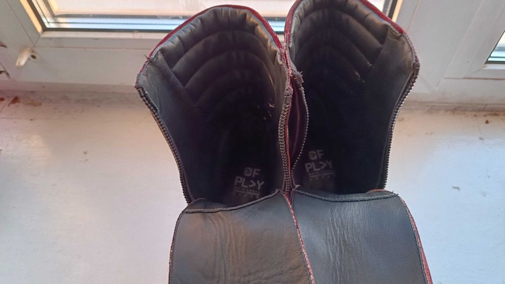 Нові преміум черевики Off Play.Оригінал.Made in Italy.Р 37.24 см