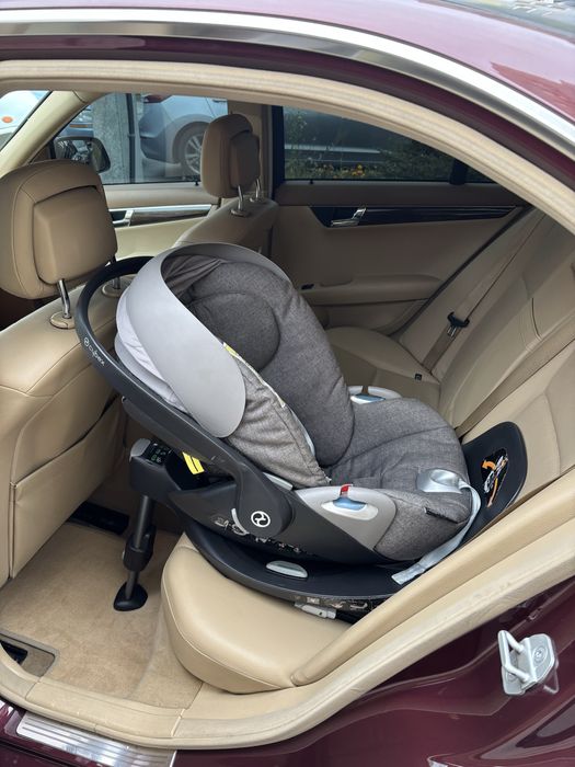 Автокрісло та база isofix cybex cloud z i-size +