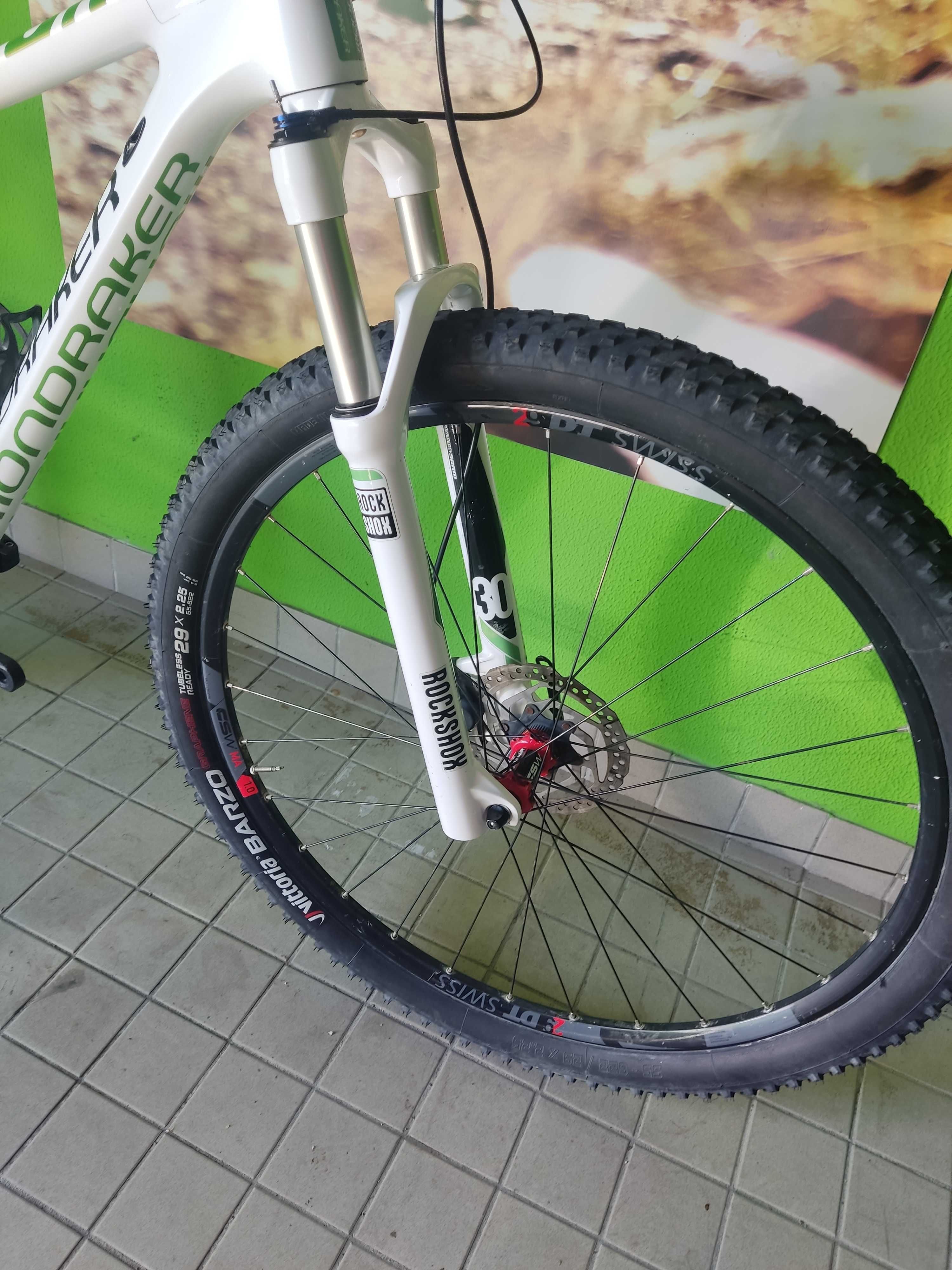 Mondraker chrono carbono rockshox e dtswiss