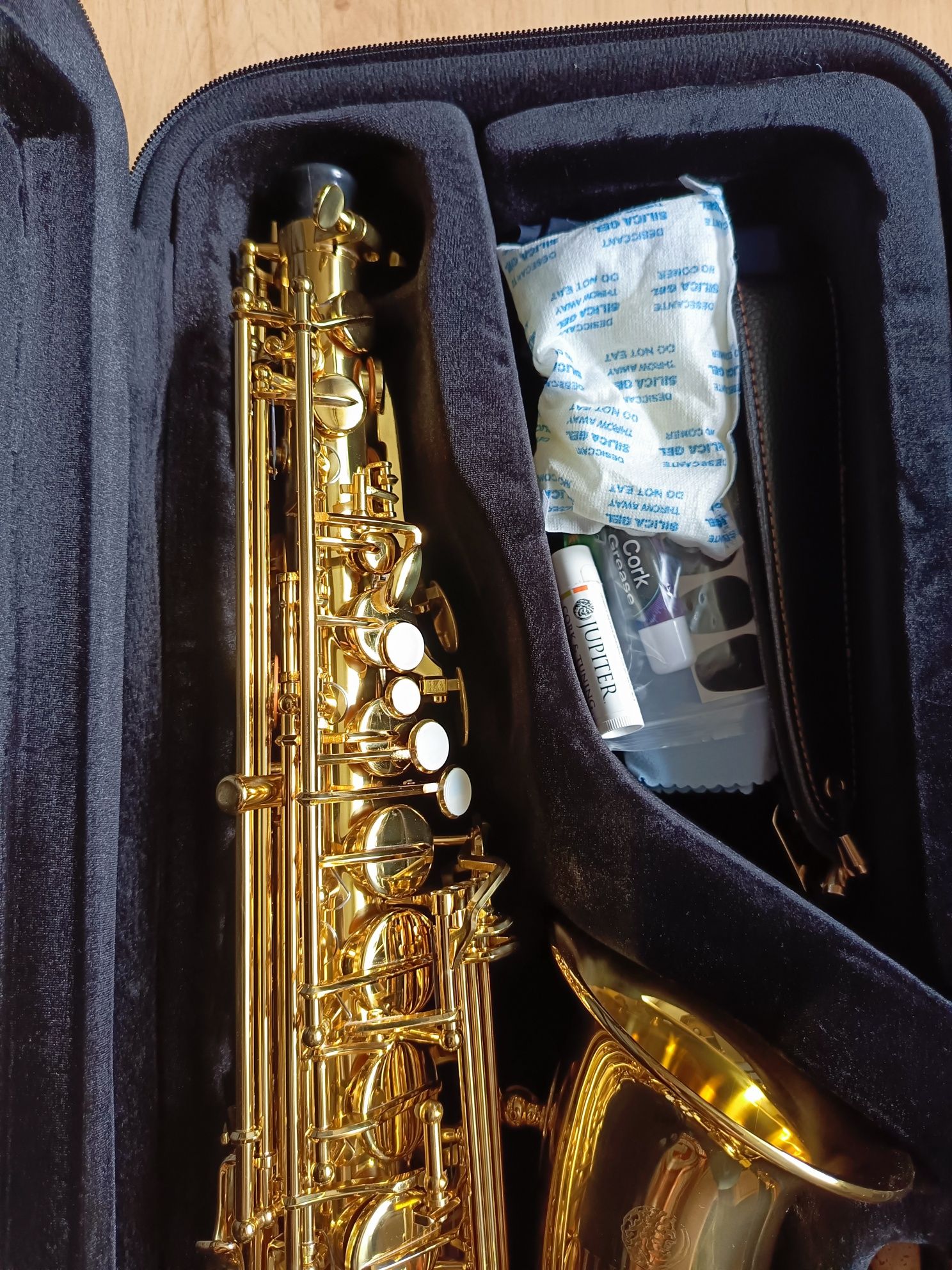 Saksofon altowy Jupiter JAS 700Q
