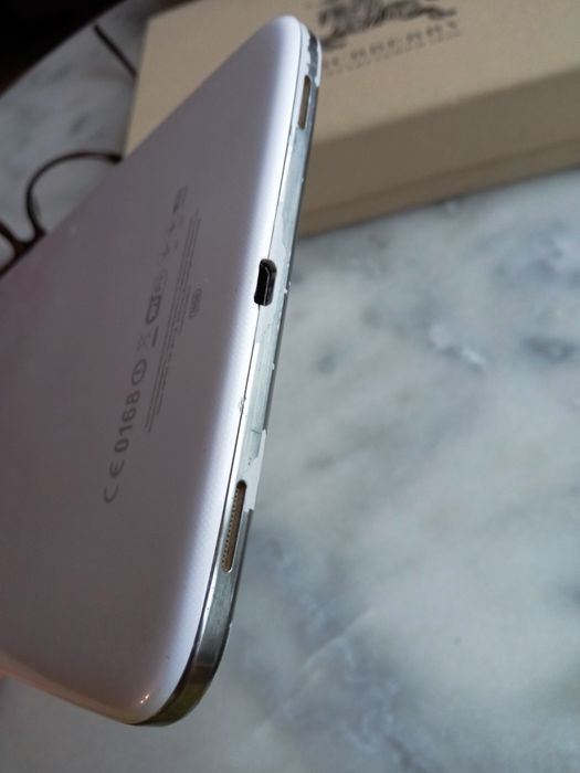 Samsung Galaxy Tab 3 8.0 белого цвета, модель SM-T310 16Gb