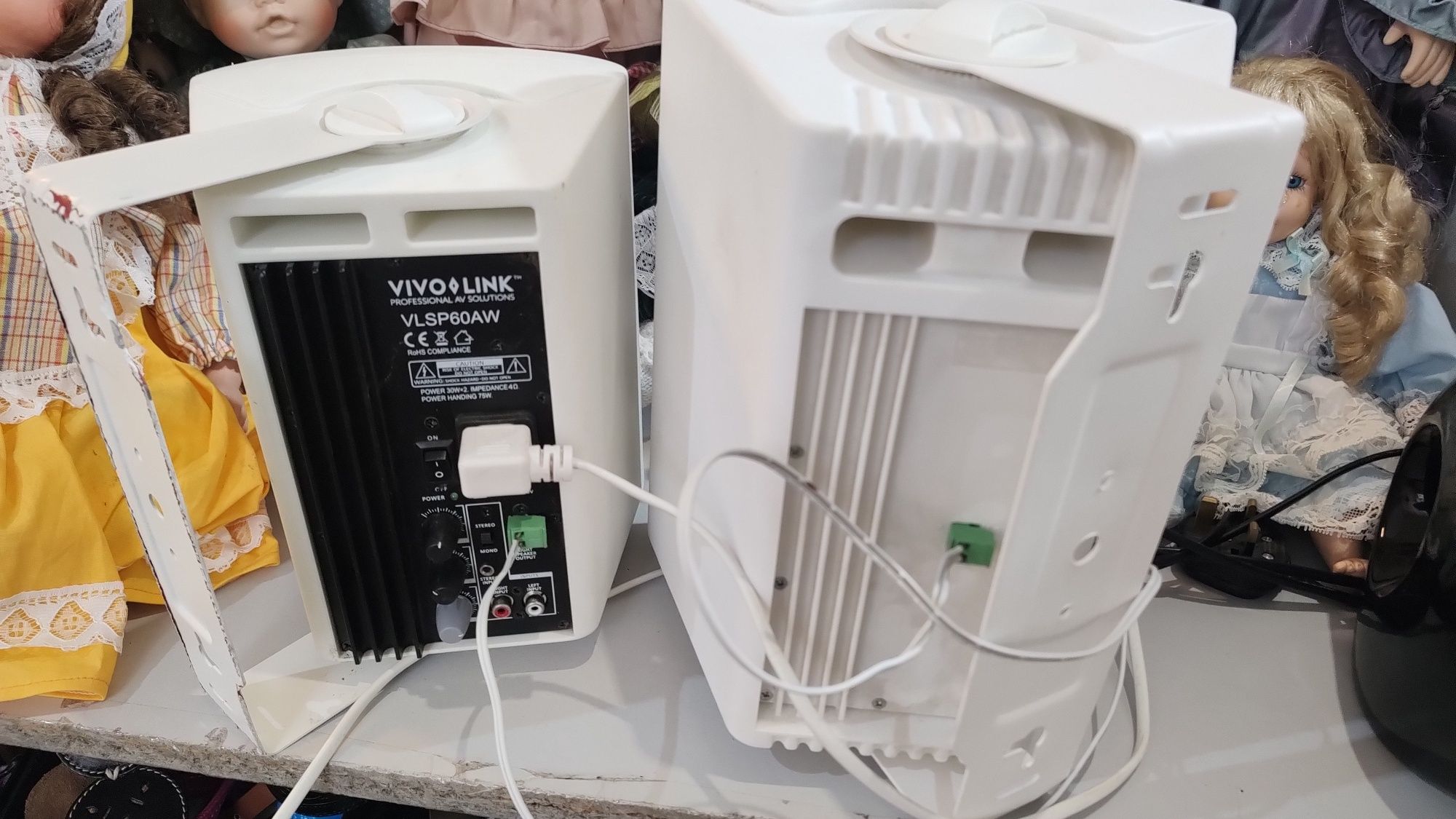 Активні колонки Vivolink VLSP60AW.