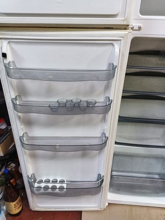 Холодильник Snaige