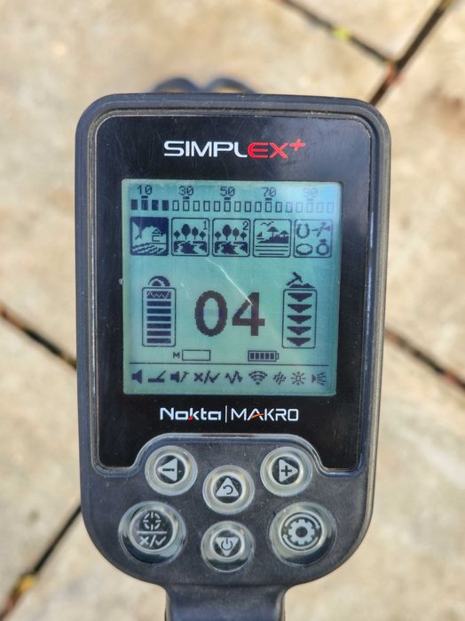Металошукач Nokta Simplex+