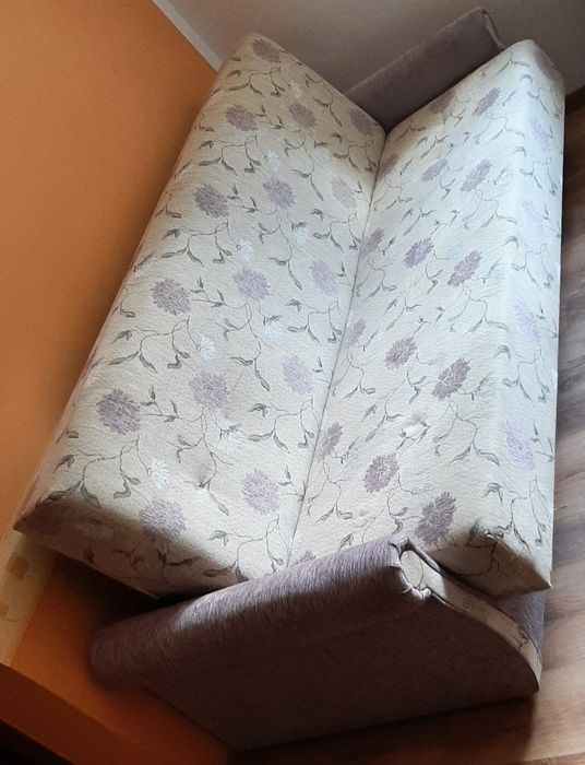 Wersalka, kanapa, tapczan, łóżko rozkładane z funkcją spania