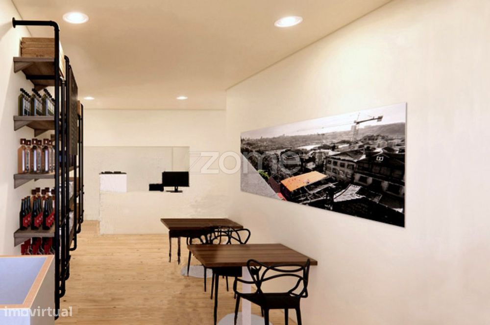 Loja na Ribeira, Porto