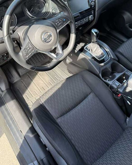 Продаю Nissan Rogue SV 2018 2.5L на повному приводі