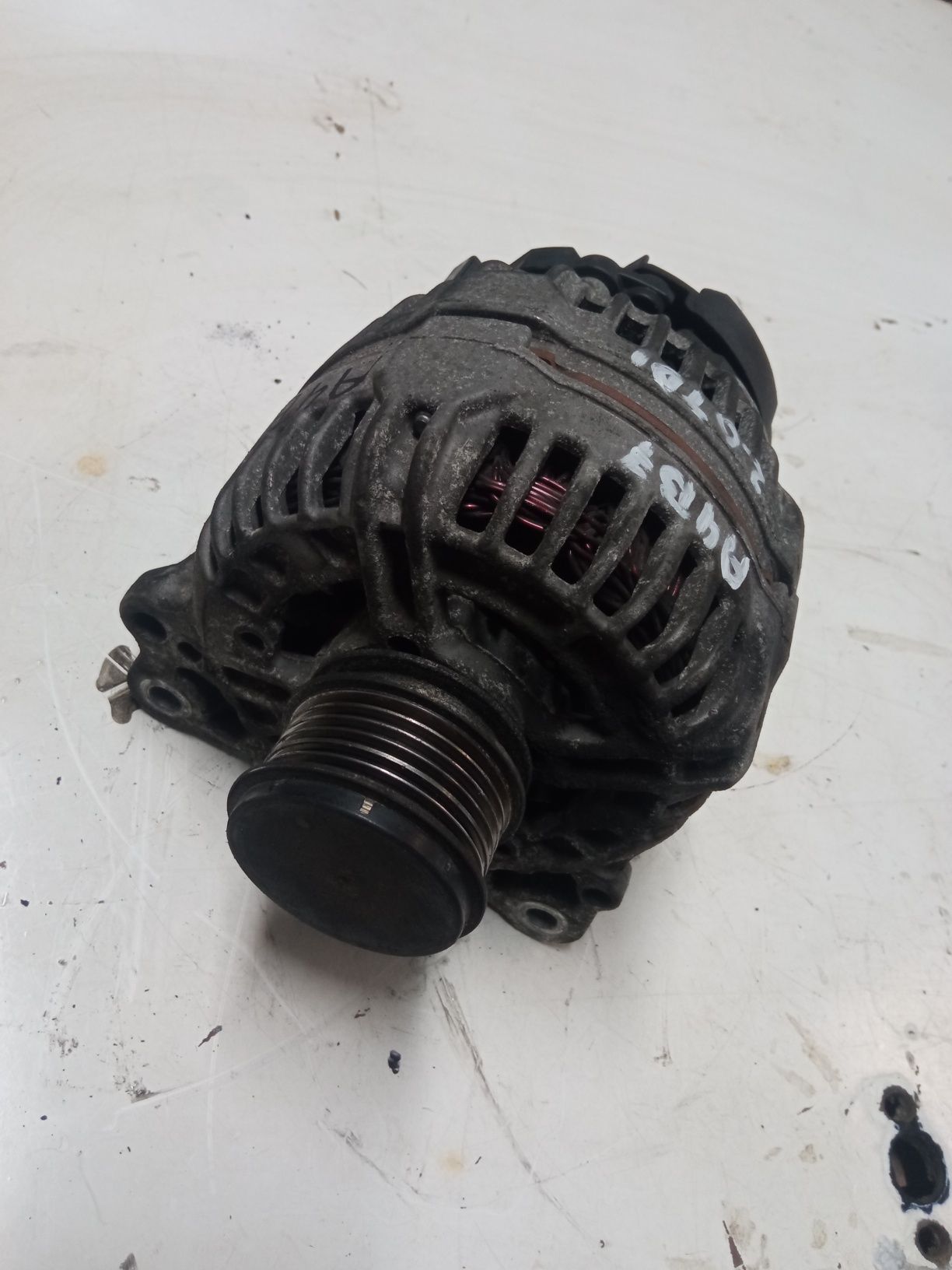 Alternator Audi A4B7 2.0 TDI