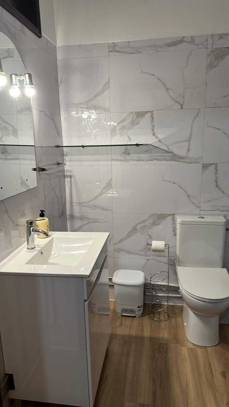 Quarto para estudante/ Glicinias