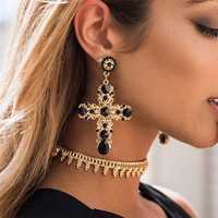 Розкішні сережки-хрести з чорним камінням в стилі Versace