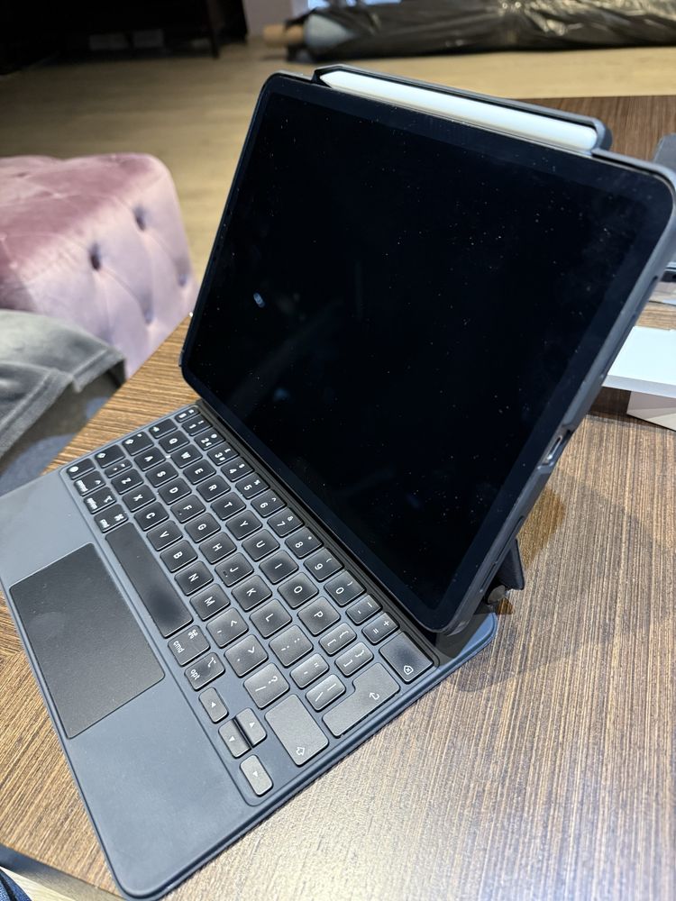Klawiatura Magic Keyboard do iPad Pro 1, 2, 3 i 4 gen plus etui Spigen