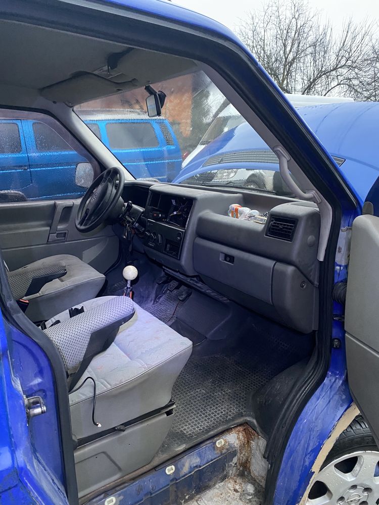 Запчастини, розборка Volkswagen Transporter т4