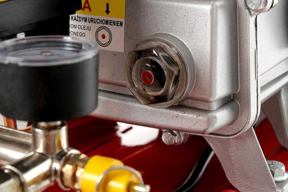 Kompresor olejowy sprężarka olejowa 50L 8 bar 206l/min 3,8KM