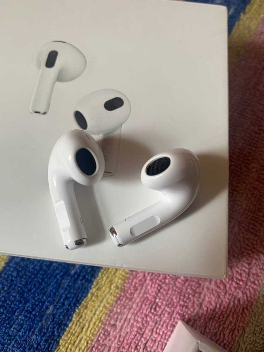 Airpods 3 стан нових оригінал.