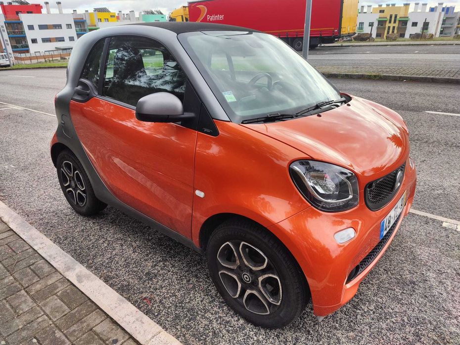 Smart ForTwo 90cv – Pele e GPS --Absolutamente imaculado--