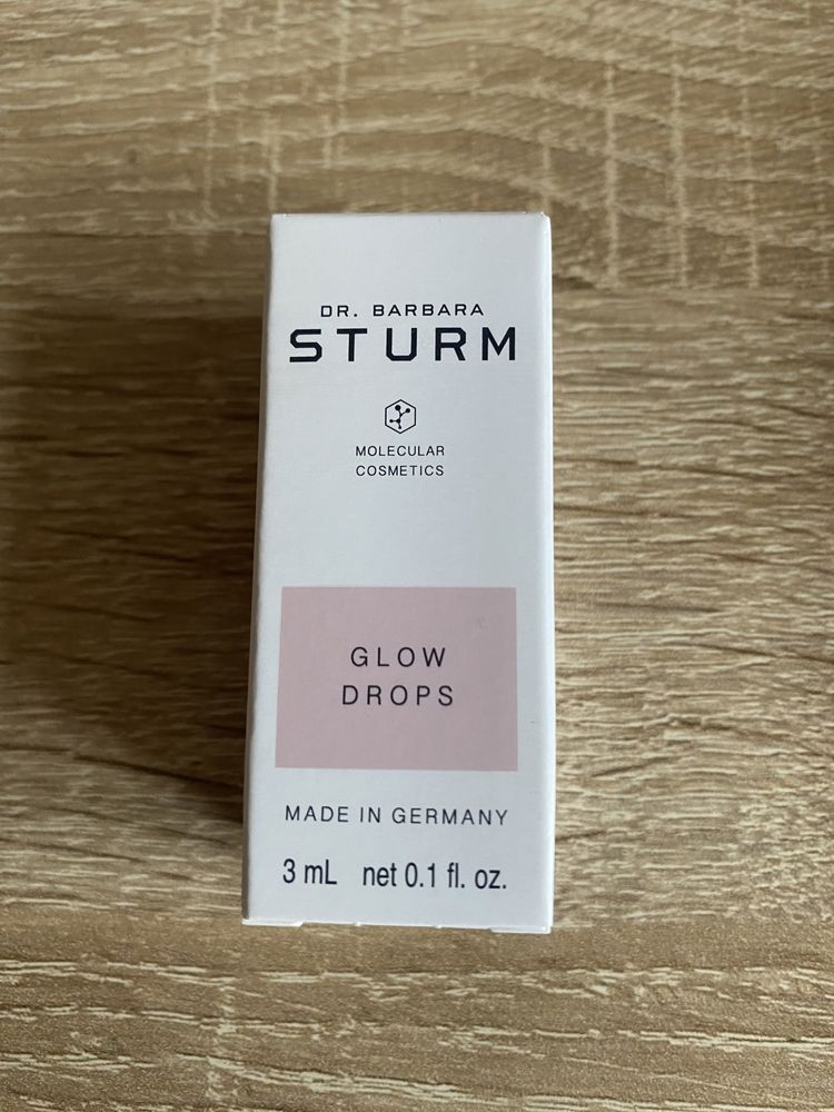 Dr. Barbara Sturm glow drops serum
