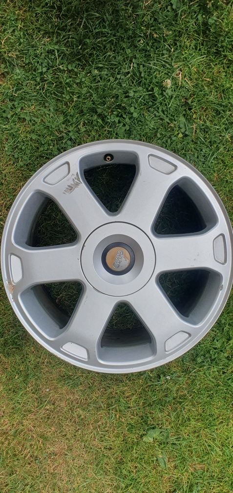 Felgi audi S6 C5 AVUS 8x17 cali 5x112 et35 4B3.601.025B