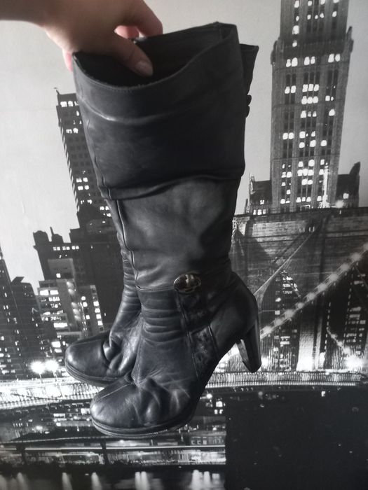 Чоботи жіночі демісезонні.