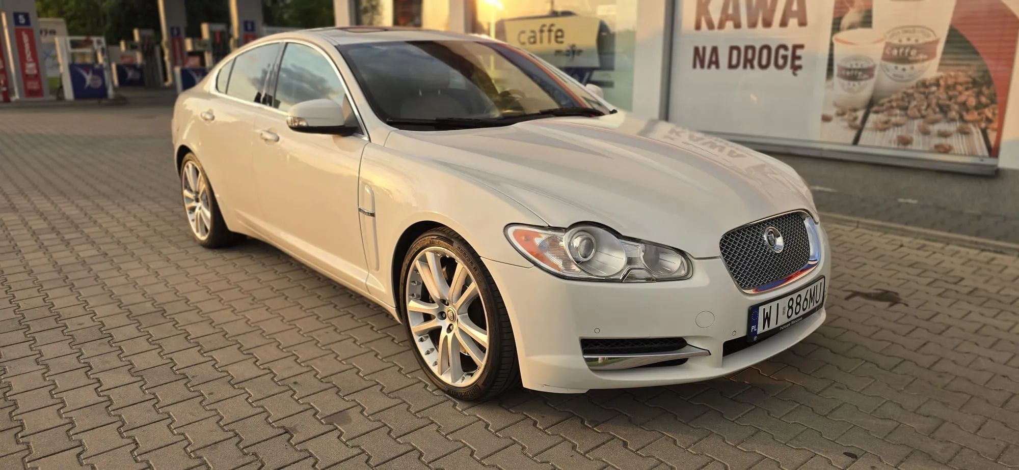 Jaguar XF Jaguar XF 2011r. Lift ,4.2 V8 416KM Premium Luxury Supercharget