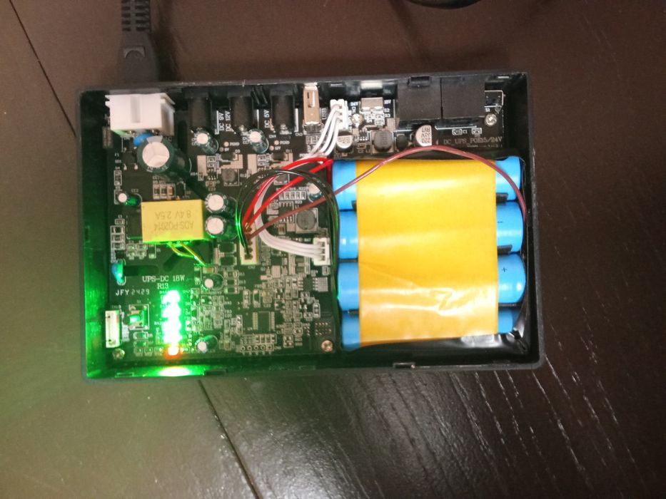 Перепаковка акумуляторів 18560 в мініUPS