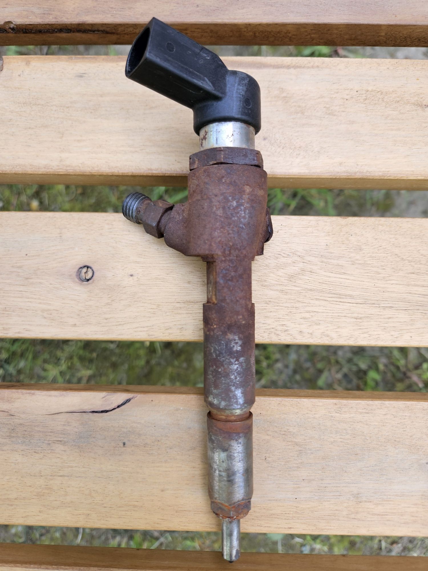 Siemens 4M5Q-9F593-AD wtryskiwacz FORD 1.8 TDCI