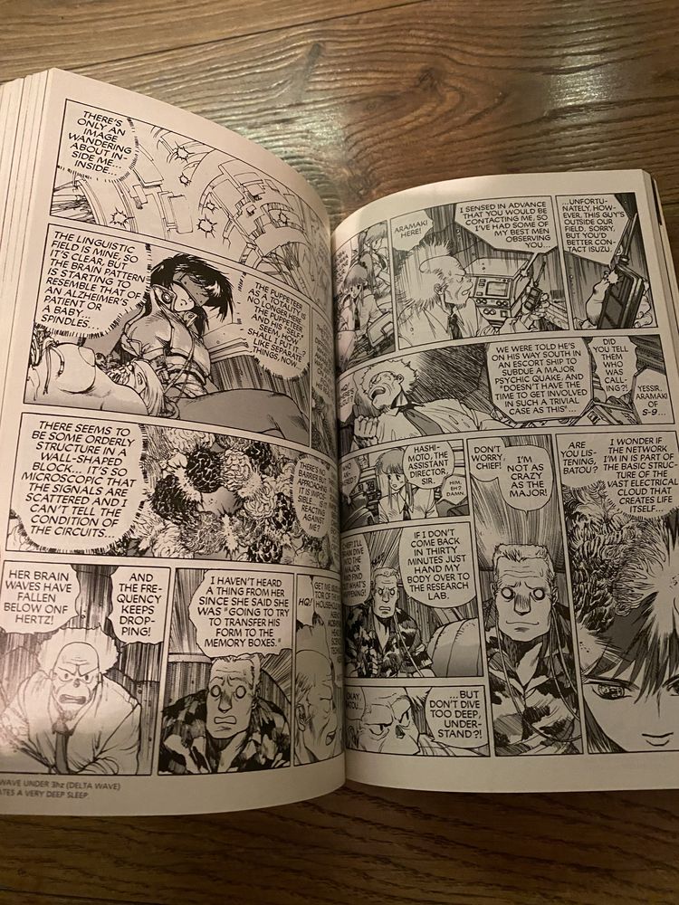 Ghost in the shell by Masamune Shirow