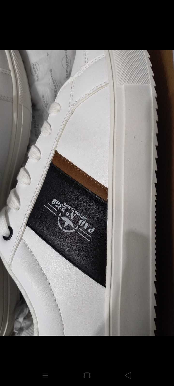 Nowe solidne buty sportowe męskie