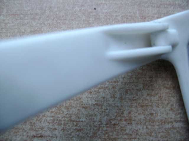 Starocie z PRL - Okulary przeciwsłoneczne damskie rozstaw ramion 13 cm