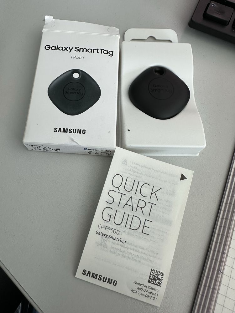 Трекер Samsung galaxy smartTag EI-T5300
