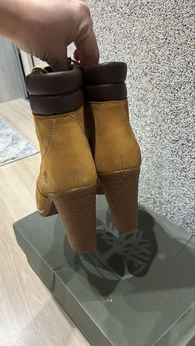 Timberland brazowe karmelowe botki tillstone 6 inch dbl wheat 37,5