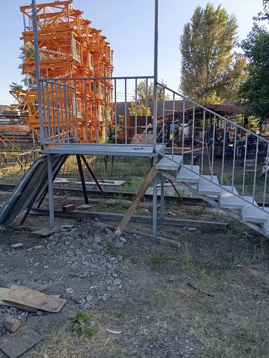 Крильце для будинку