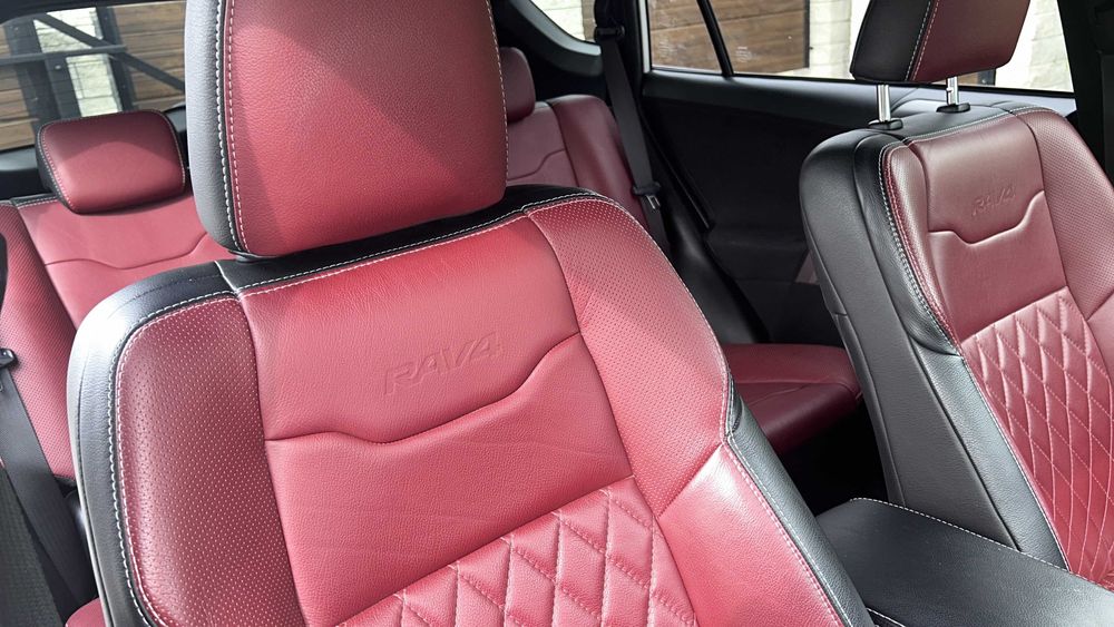 Samochód Toyota RAV4 2016 4X4