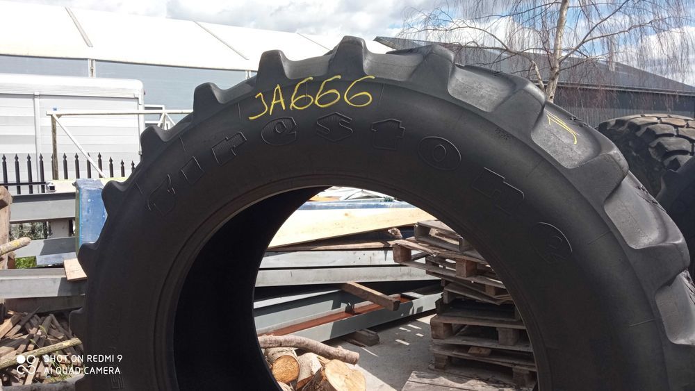 650/65R42 Firestone Radial 9000 JX984  JA666