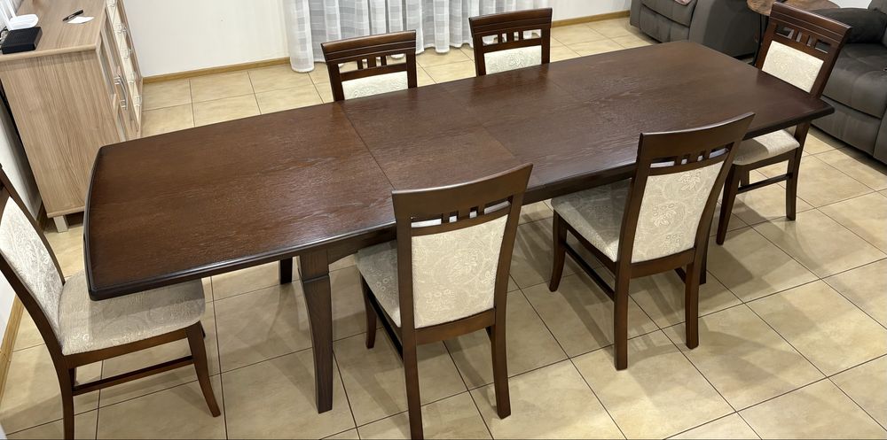 Sprzedam stół + 6 krzeseł