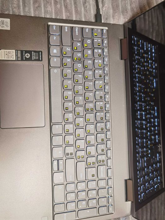 yoga c740-15iml laptop (Lenovo) i5-10210U - type 81td