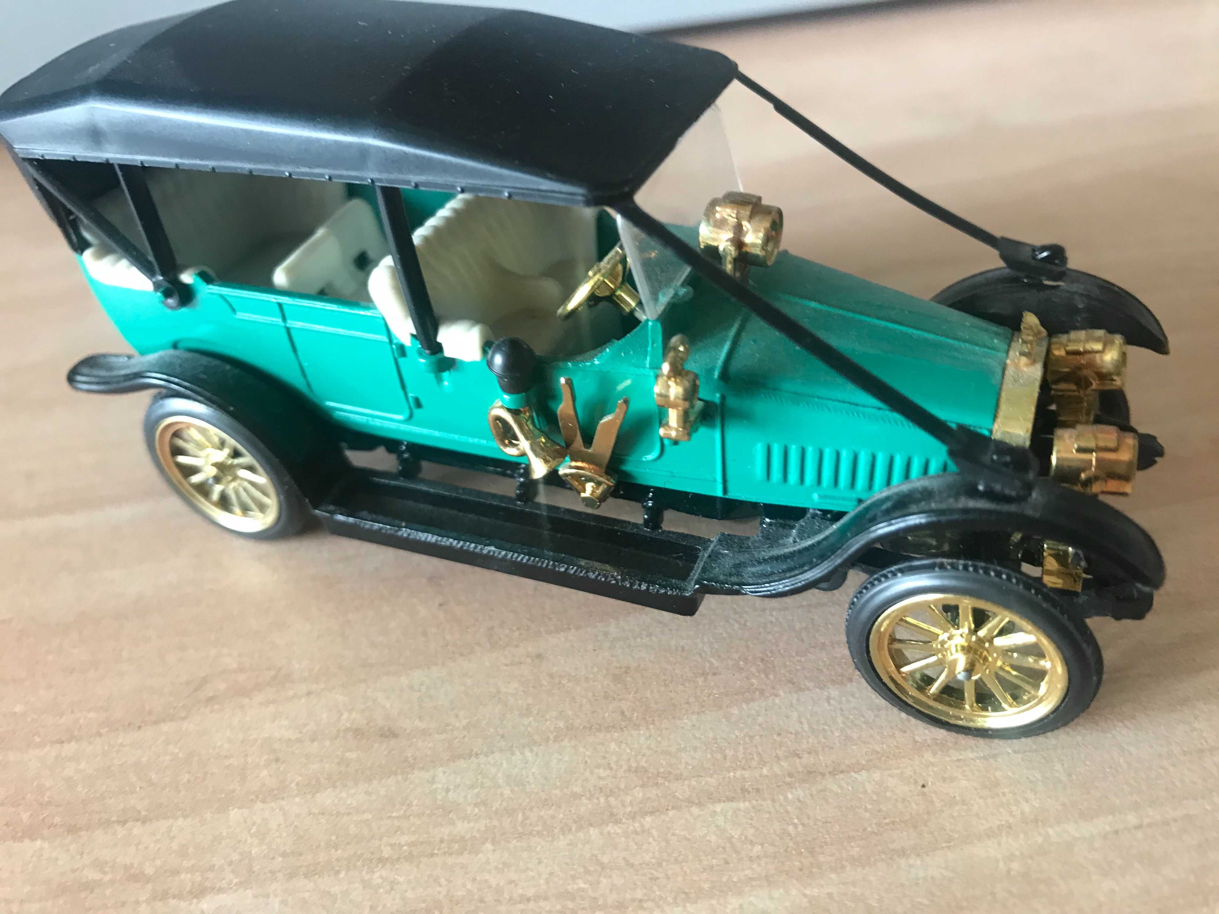 Модель машинка РУССО-БАЛТ 1:43 коллекционная ТУ1986