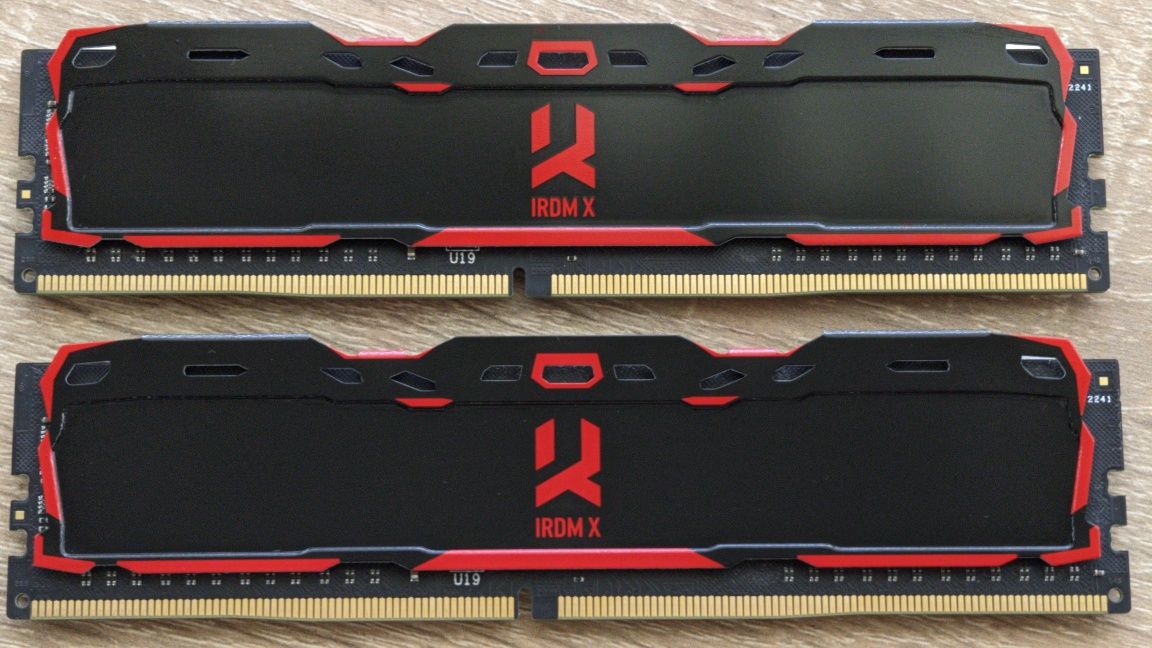 GOODRAM IRDM X DDR4 2x8Gb 2666 Мгц CL16